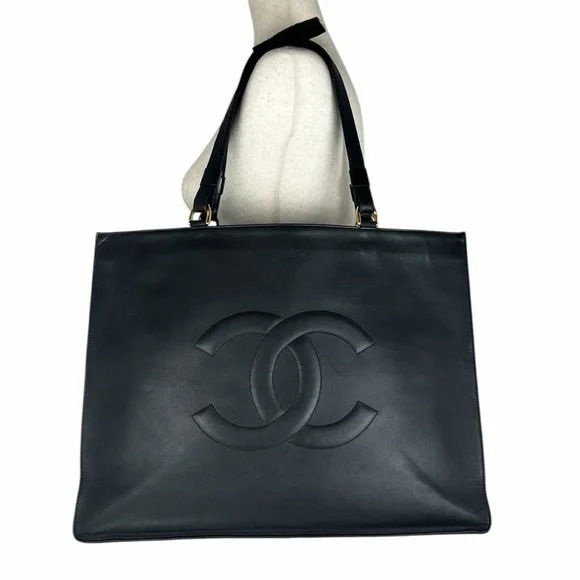 Chanel CC Lambskin Jumbo Tote - Picture 10 of 10